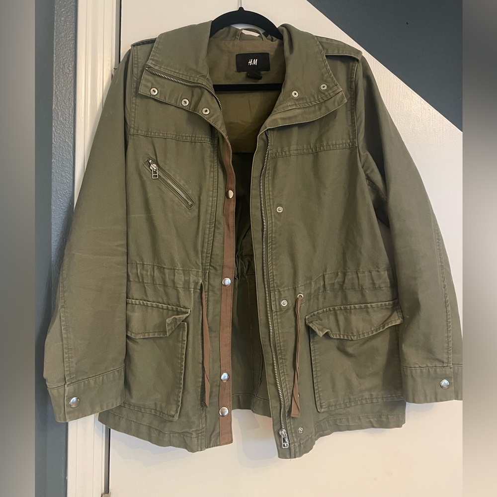 H&M Green Utility jacket - Picture 2 of 2